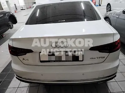 2019, Audi / A4, 150000 км., gas, 1984 куб.см.