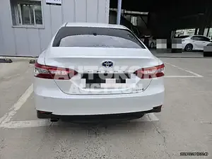 2020, Toyota / Camry, 43928 км., hybrid