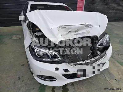 2015, Mercedes-Benz / e300, 73265 км., gas