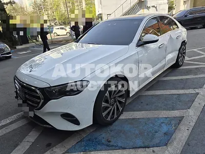 2024, Mercedes-Benz / e300, 55200 км., gas