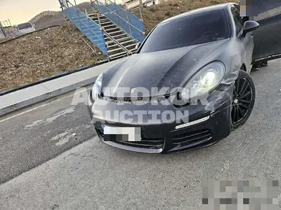 2015, Porsche / Panamera, 155822 км., diesel