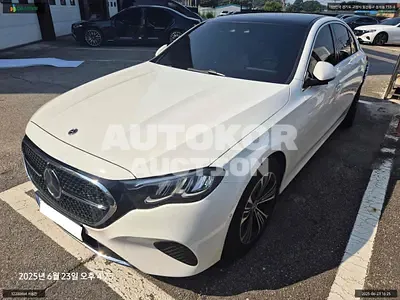 2025, Mercedes-Benz / E 200, VIN: W1KLF5AB6SA115925, 10000 км., hybrid, 1999 куб.см.