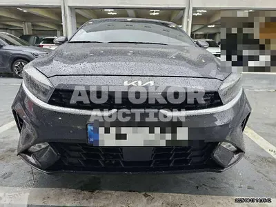2024, BMW / Z1, 3919 км., gas, 1600 куб.см.