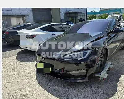 2023, Tesla / Model S, electric, 256 куб.см.