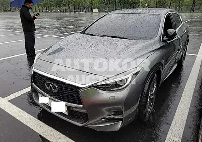 2017, Infiniti / Q30, VIN: SJKCH53E5HA015915, 10600 км., gas