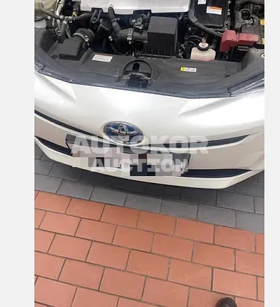 2017, Toyota / Prius, 195800 км., gas