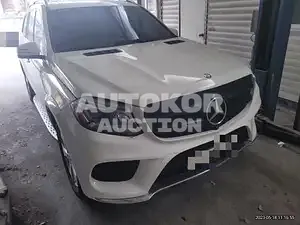 2018, Mercedes-Benz / GL 450, VIN: 4JGDF6EE7JB008315, 63333 км., gas