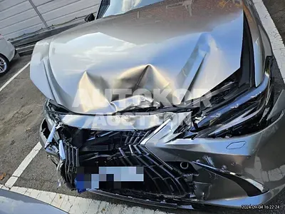 2023, Lexus / ES 300, 3954 км., hybrid