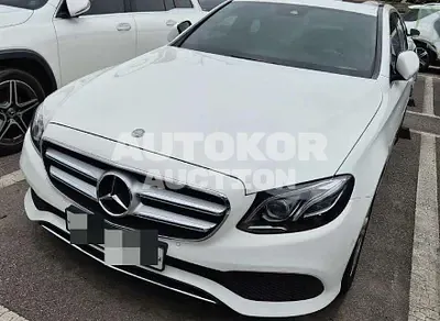2016, Mercedes-Benz / E 220, 91633 км., diesel, 1950 куб.см.