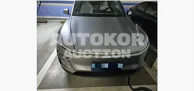 2025, Tesla / Model Y, 16243 км., electric
