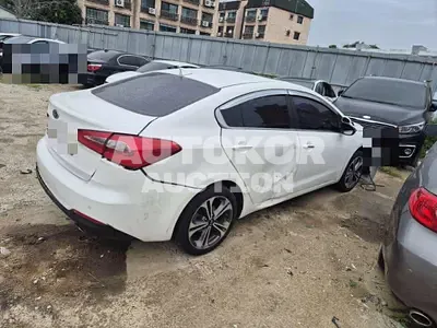 2015, BMW / Z1, 161509 км., gas, 1600 куб.см.