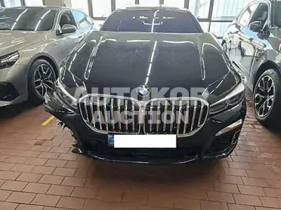2018, BMW / 750, VIN: WBA7F2102JB235817, 199928 км., gas