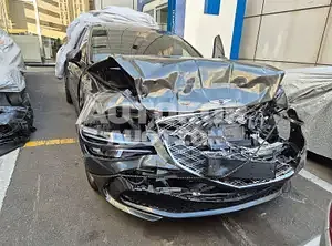 2024, Genesis / G80, 200 км., gas