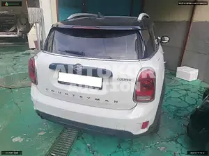 2020, MINI / Countryman, VIN: WMWYX3104L3L58846, 71968 км., gas