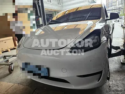 2023, Tesla / Model Y, 36321 км., electric
