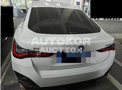 2022, BMW / i4, 15666 км., electric, 211 куб.см.