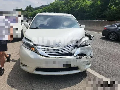 2017, Toyota / Sienna, 94782 км., gas