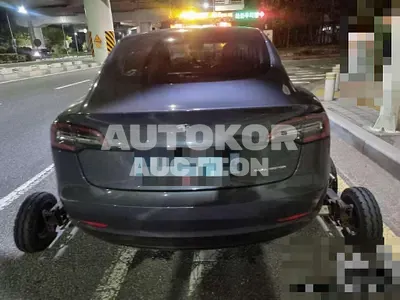 2020, Tesla / Model 3, 69406 км., electric