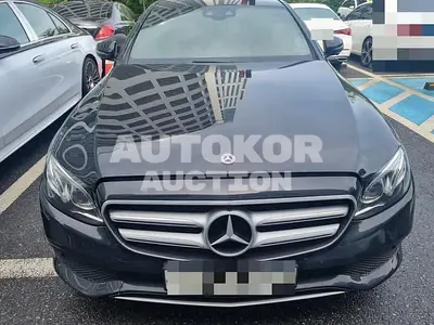 2019, Mercedes-Benz / E 300, 37000 км., gas, 1991 куб.см.