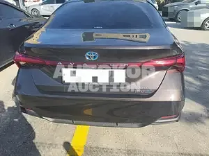 2019, Toyota / Avalon, 83944 км., hybrid