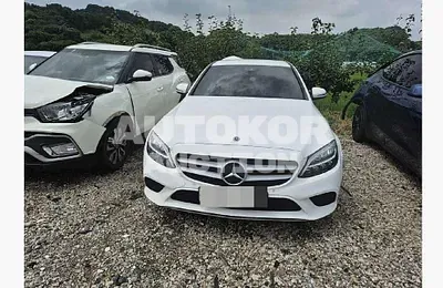 2019, Mercedes-Benz / C 200, 140807 км., gas, 1991 куб.см.