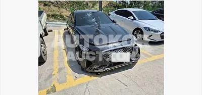 2018, Genesis / G70, 146792 км., gas, 3342 куб.см.