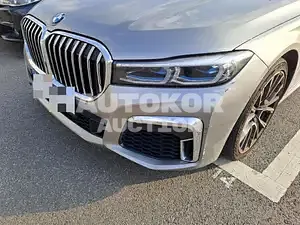 2020, BMW / 740, unknown