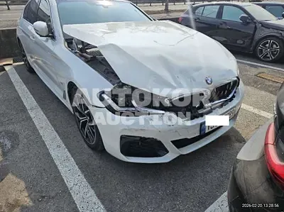 2022, BMW / 530i, VIN: WBA71BH0XNWX75208, 33241 км., gas