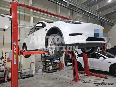 2024, Tesla / Model Y, electric
