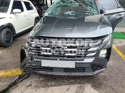 2024, Hyundai / Tucson, 73557 км., hybrid