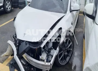 2022, Tesla / Model 3, VIN: 5YJ3E1EB1NF149296, electric