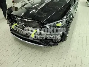 2022, Mercedes-Benz / E 350, unknown