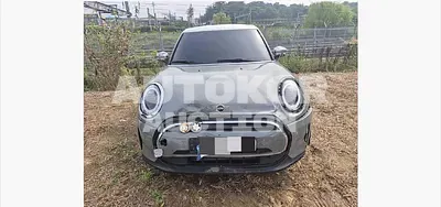2022, MINI / Cooper, 29998 км., gas, 1499 куб.см.