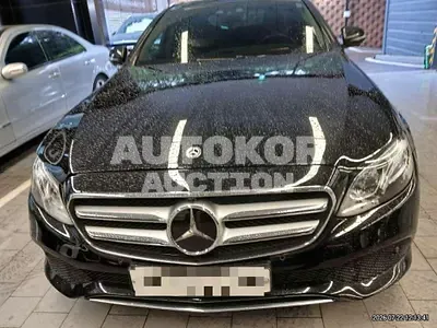 2020, Mercedes-Benz / e300, 39532 км., gas
