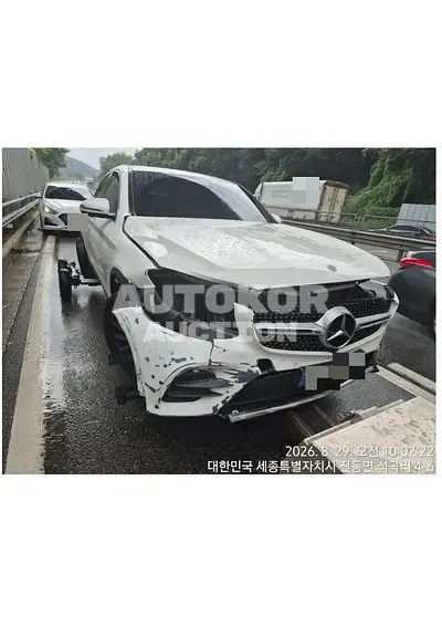 2019, Mercedes-Benz / glc300, 1234 км., gas, 1991 куб.см.