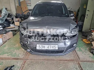 2015, Volkswagen / Tiguan, VIN: WVGZZZ5NZFW566925, 35645 км., diesel