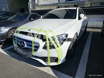 2019, Mercedes-Benz / e300, 83369 км., gas