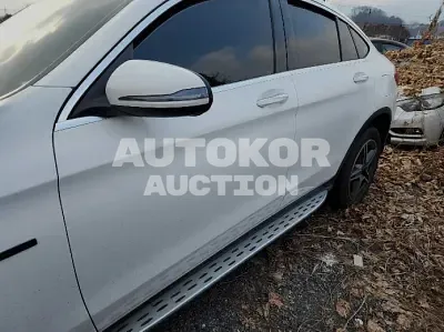2020, Mercedes-Benz / GLC 300, VIN: W1N0J5DB0LF831403, 66229 км., hybrid