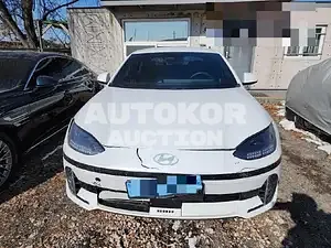 2022, Hyundai / Ioniq, VIN: KMHM341AFPA003015, 6479 км., electric