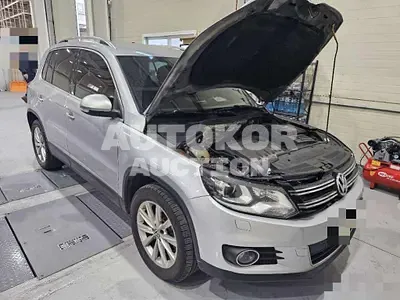 2015, Volkswagen / Tiguan, 208412 км., diesel