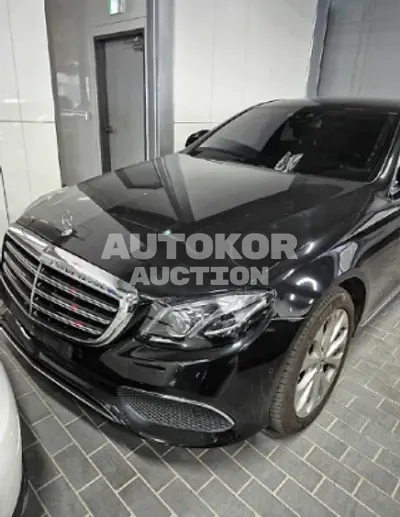 2018, Mercedes-Benz / e300, 120844 км., gas