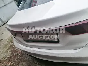 2021, BMW / Z1, VIN: KNAF141BENA124076, 27141 км., gas
