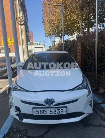 2018, Toyota / Prius, 119923 км., hybrid