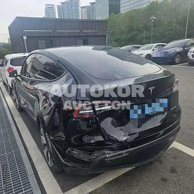 2022, Tesla / Model Y, 100000 км., electric