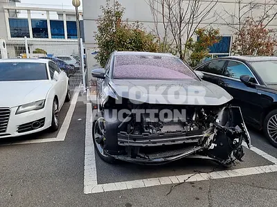 2022, Audi / e-tron, VIN: WAUZZZFZ7NP041356, electric