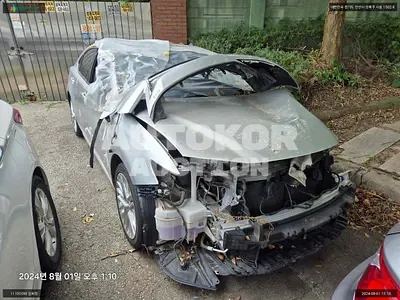 2015, Lexus / ES 350, VIN: JTHBK1GG8F2194879, 129619 км., gas