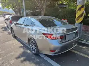 2018, Lexus / ES 300, VIN: JTHBW1GG2J2174804, 59908 км., hybrid, 2494 куб.см.