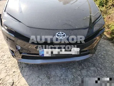 2025, Toyota / Prius, 5279 км., hybrid