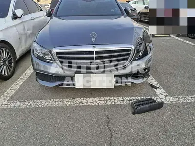 2017, Mercedes-Benz / E 220, 117745 км., diesel, 1950 куб.см.