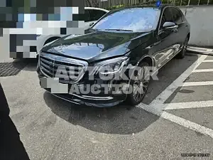 2020, Mercedes-Benz / S 560, 101939 км., gas